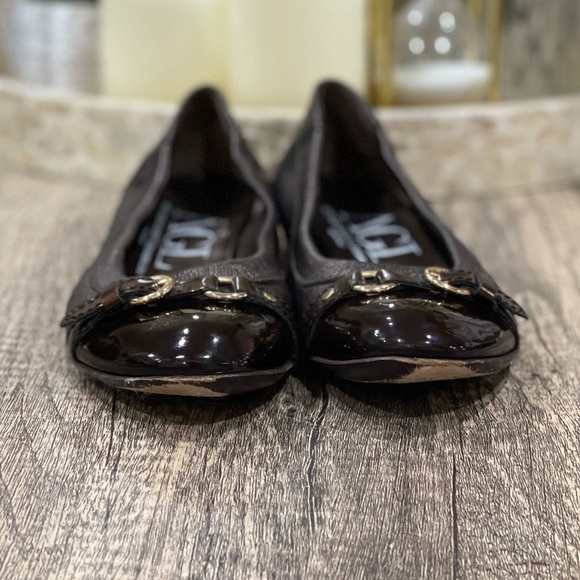 AGL Leather Ballet Flat - Picture 9 of 15